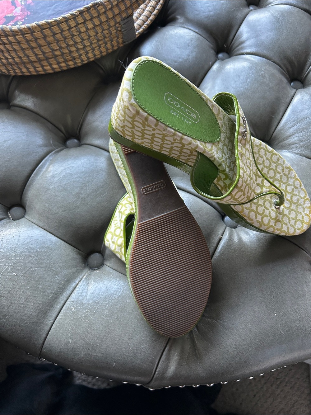 Coach Green Signature Logo Thong Sandals - Picture 4 of 4
